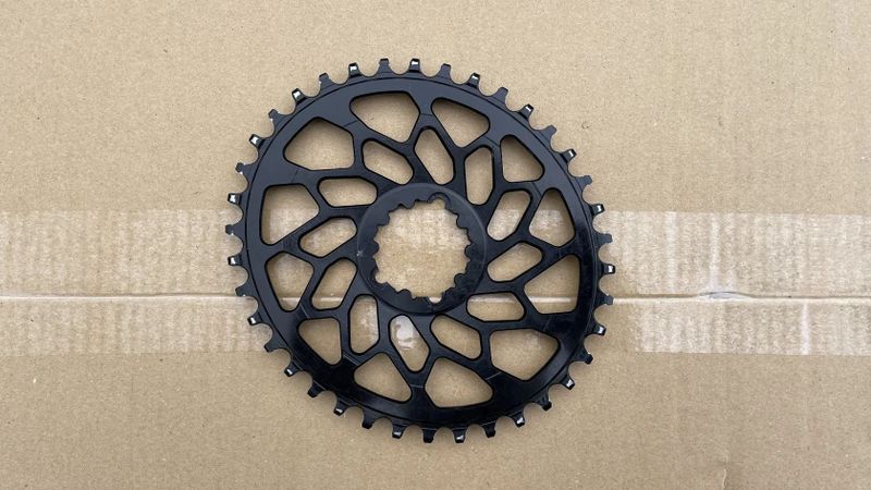 Absolute Black ovál CX 38 zubů