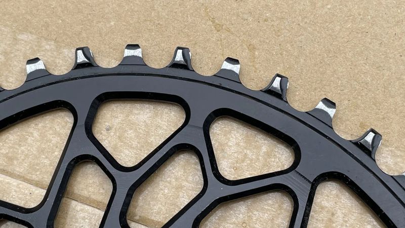 Absolute Black ovál CX 38 zubů