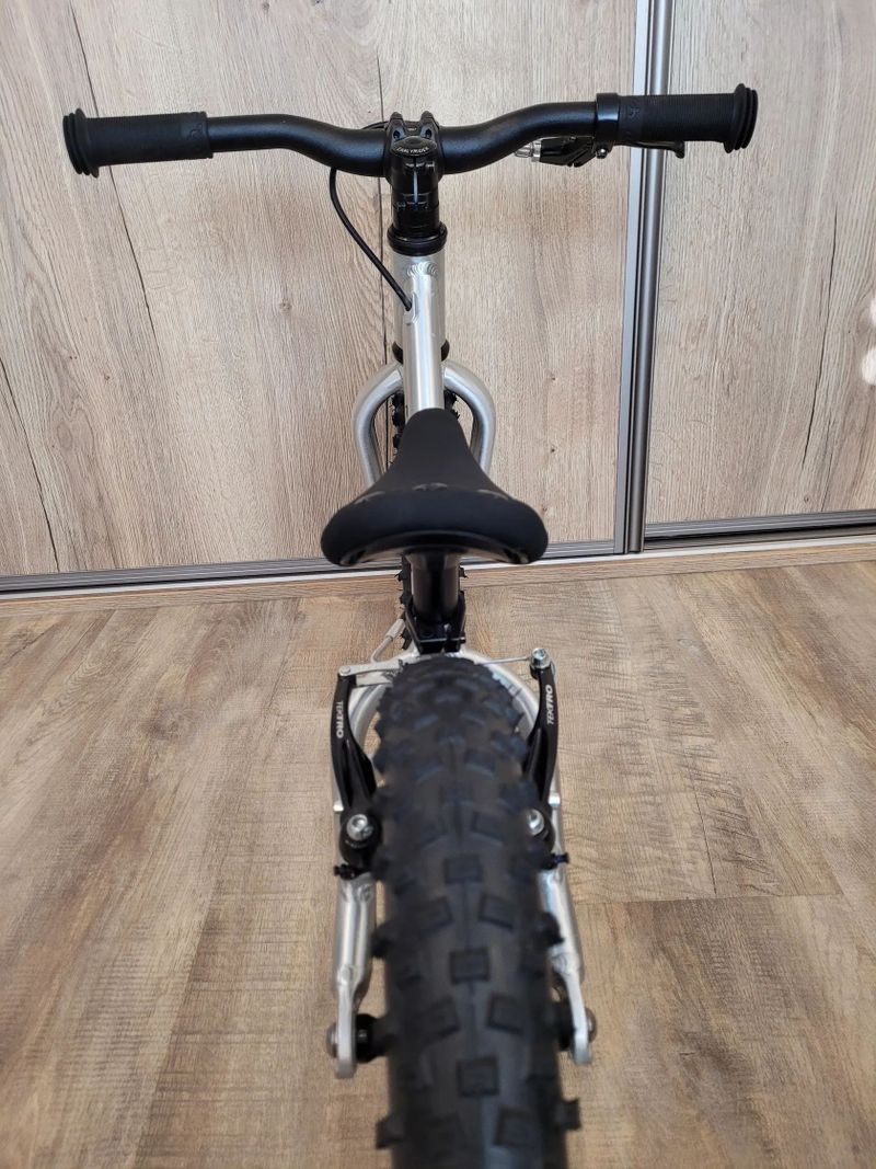 Early Rider Big Foot 12 – dětské MTB odrážedlo