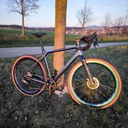 Karbon gravel 9,5 kg bezdrát 1×13 karbon kola TOP stav