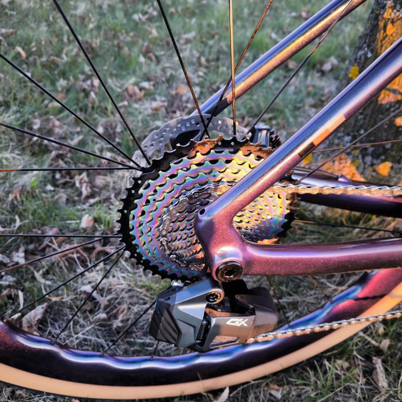 Karbon gravel 9,5 kg bezdrát 1×13 karbon kola TOP stav