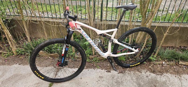 Specialized Epic Comp Carbon