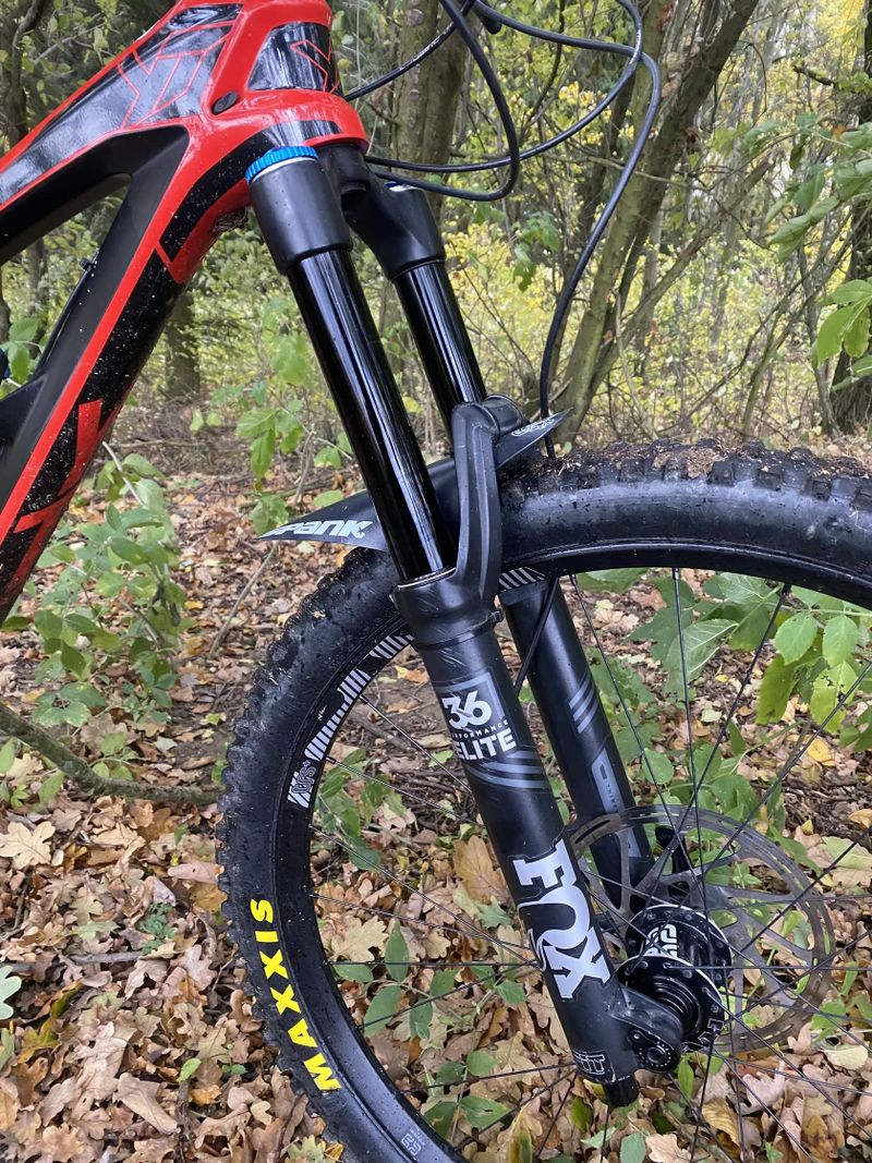 YT Industries Yt capra cf pro race 2017