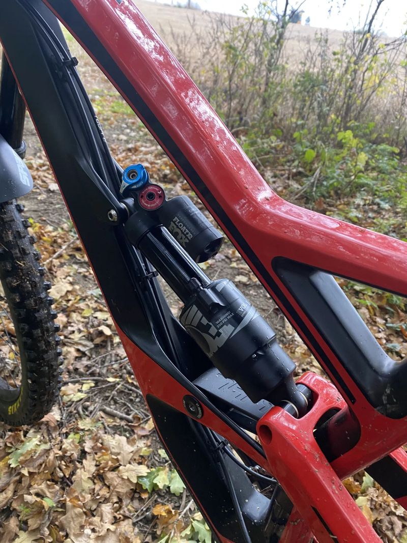 YT Industries Yt capra cf pro race 2017