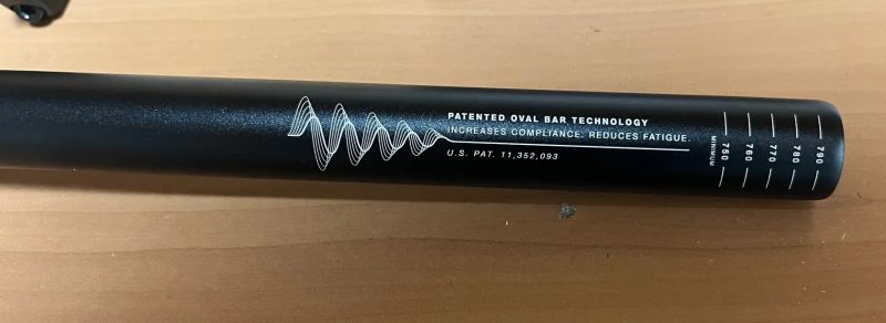 Řídítka a představec OneUp - nové