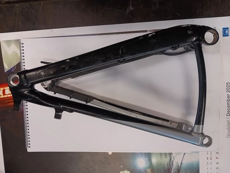 Poptávka - Rám Giant Anthem 2 27.5