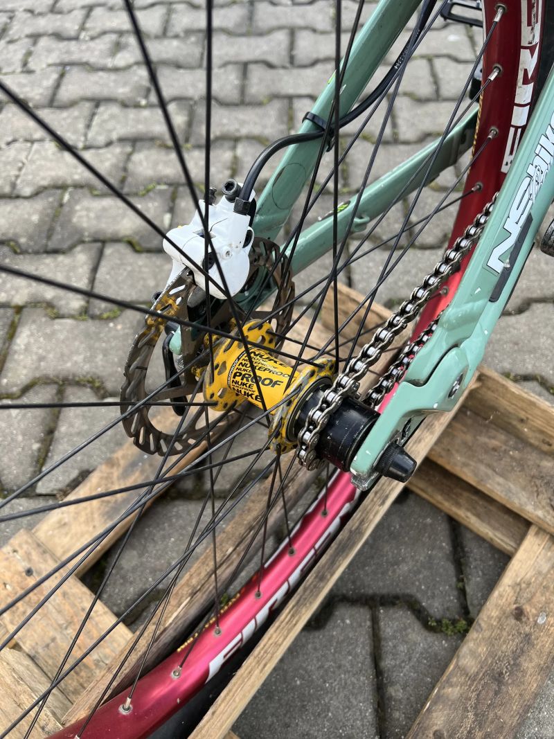 Slopestyle kolo Canyon Stitched 720 pro