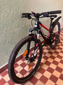 Specialized TEAM24 s kotoučovými brzdami připraveno na sezónu