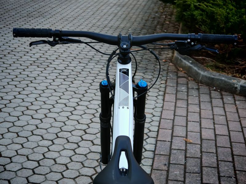 Rockrider AM100 - vylepšeno