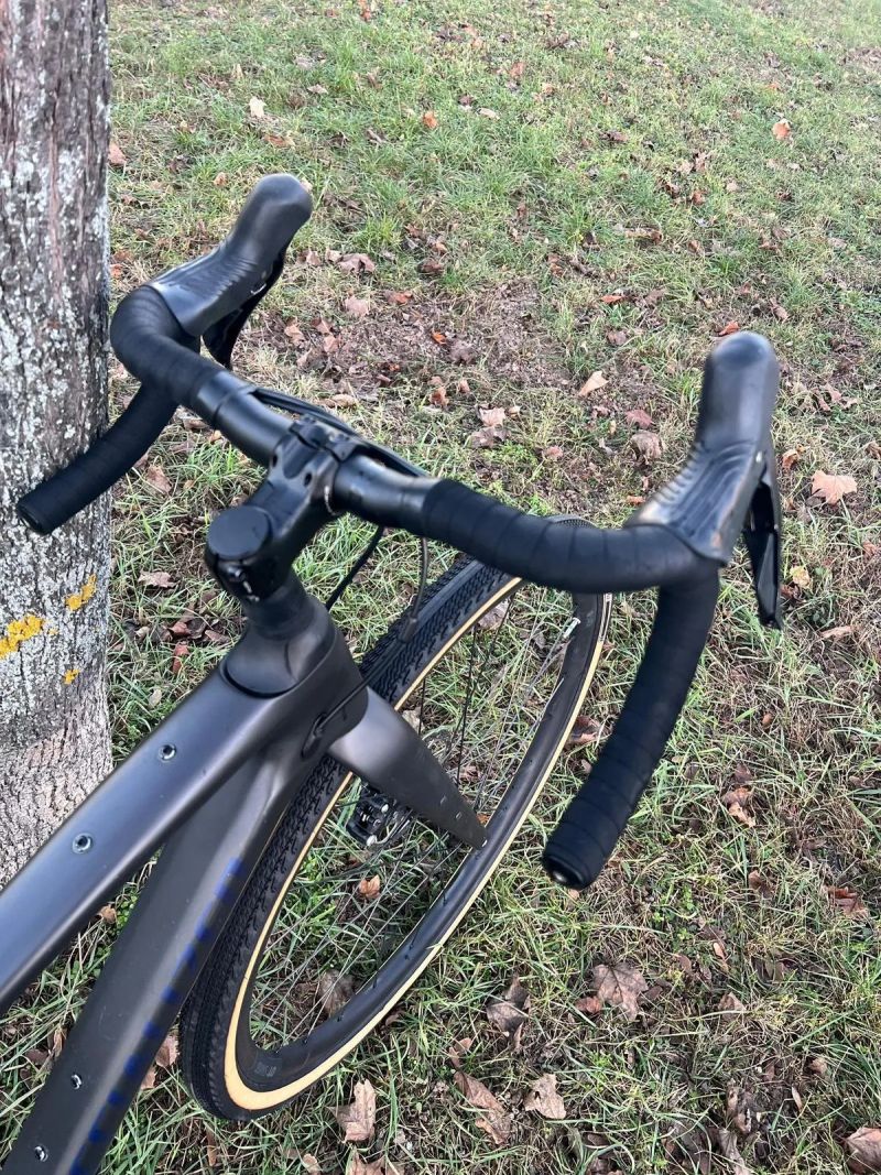 Specialized Diverge sport carbon