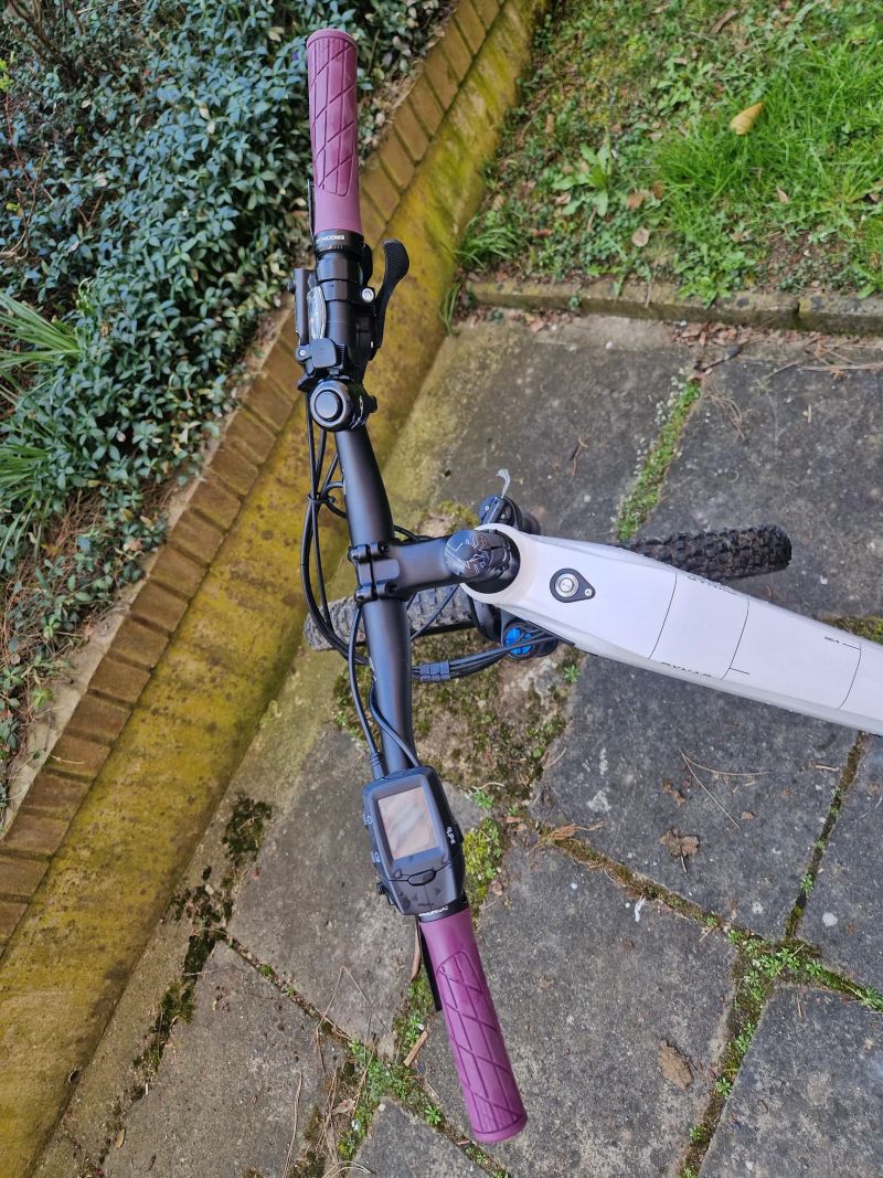 Leader Fox Oxnar vel 18. 2024 jen 652 km