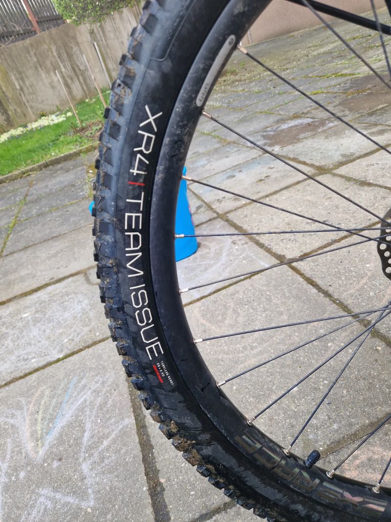 Leader Fox Oxnar vel 18. 2024 jen 652 km