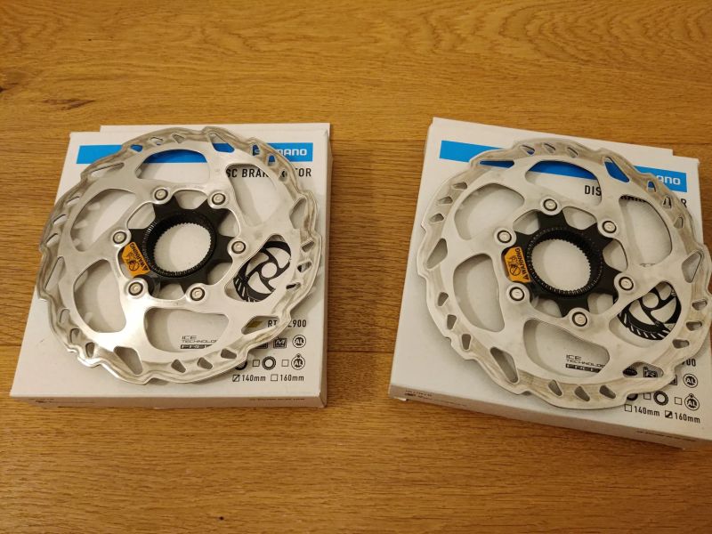 prodám kotouče Shimano CL 160 mm (RT 70 -ze sady Shimano 105) z nového kola