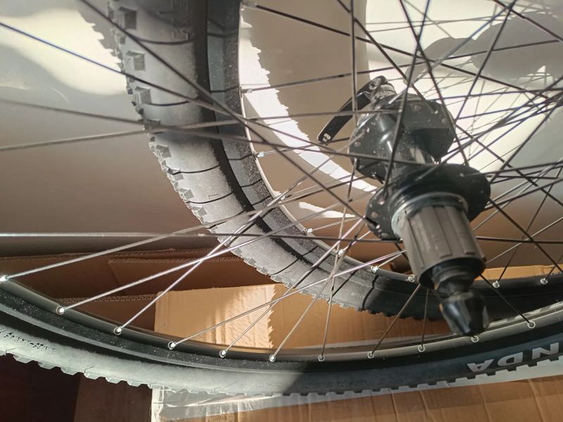 Ráfky Schurmann 29x19 zapletené s pneu Kenda Booster 29x2,2 nové