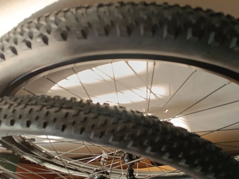 Ráfky Schurmann 29x19 zapletené s pneu Kenda Booster 29x2,2 nové