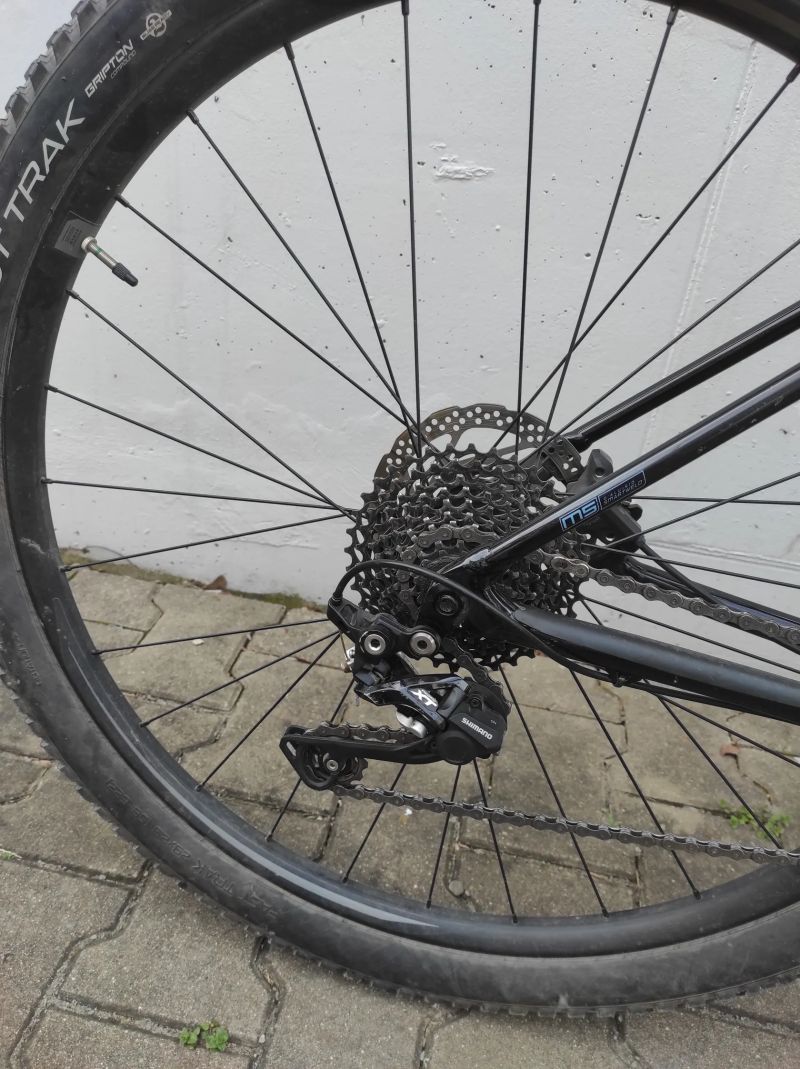 Specialized Chisel 29 (M) horské kolo