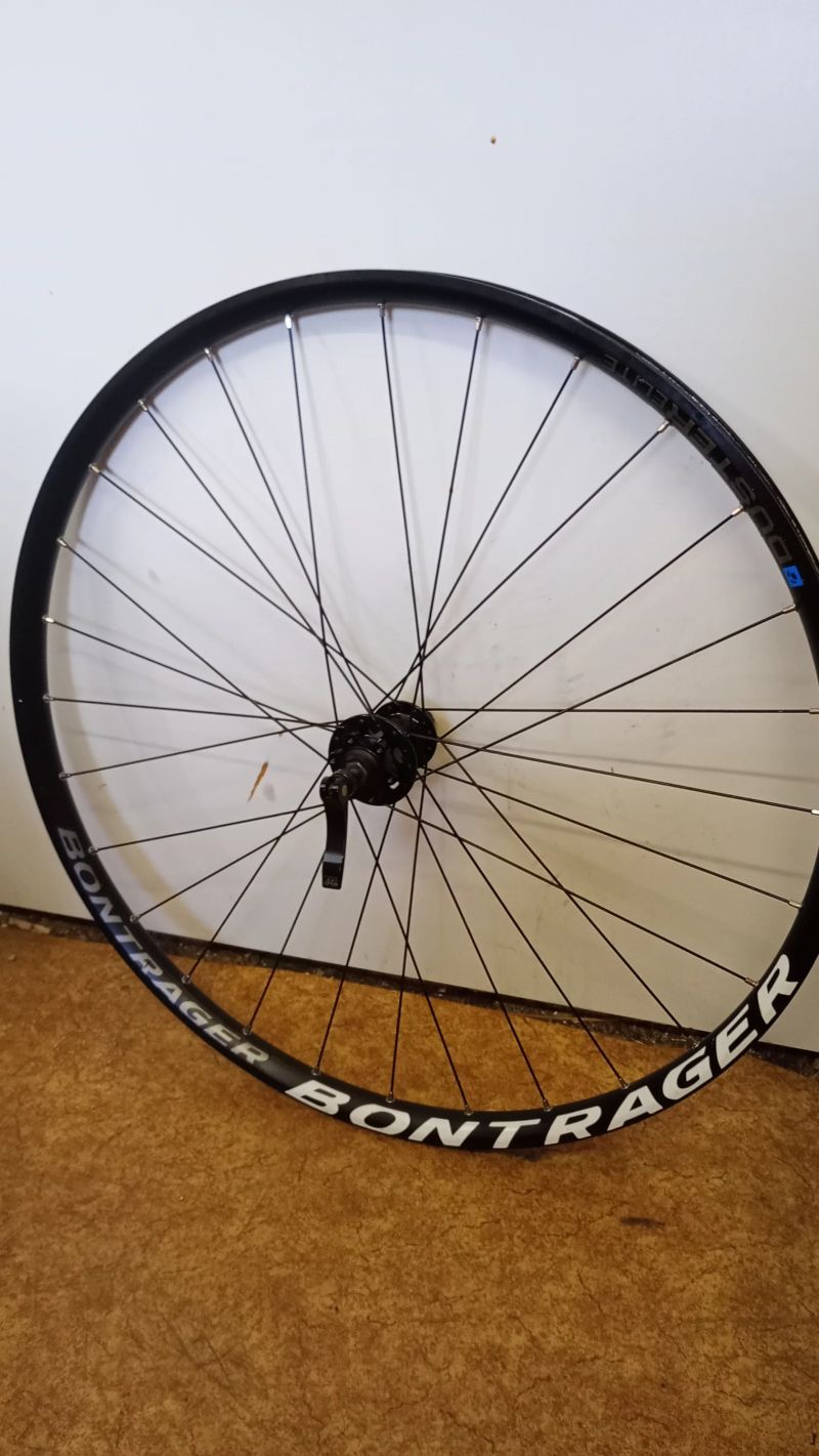 Přední kolo Bontranger