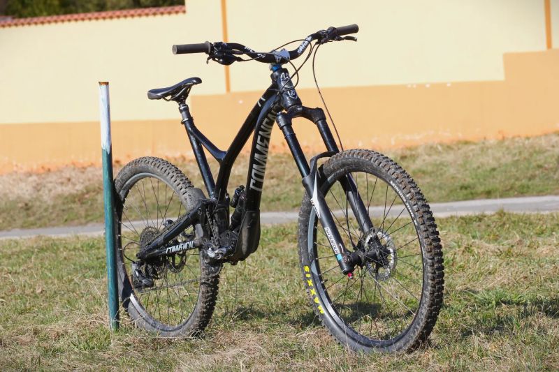 Commencal Supreme SX