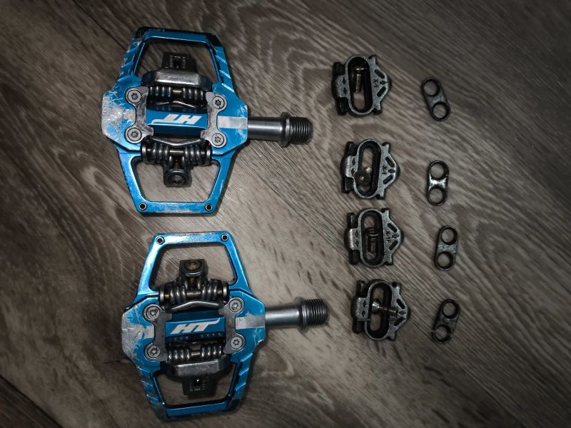 Pedály HT T1 modré