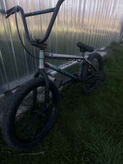 WE THE PEOPLE JUSTICE 20.75"