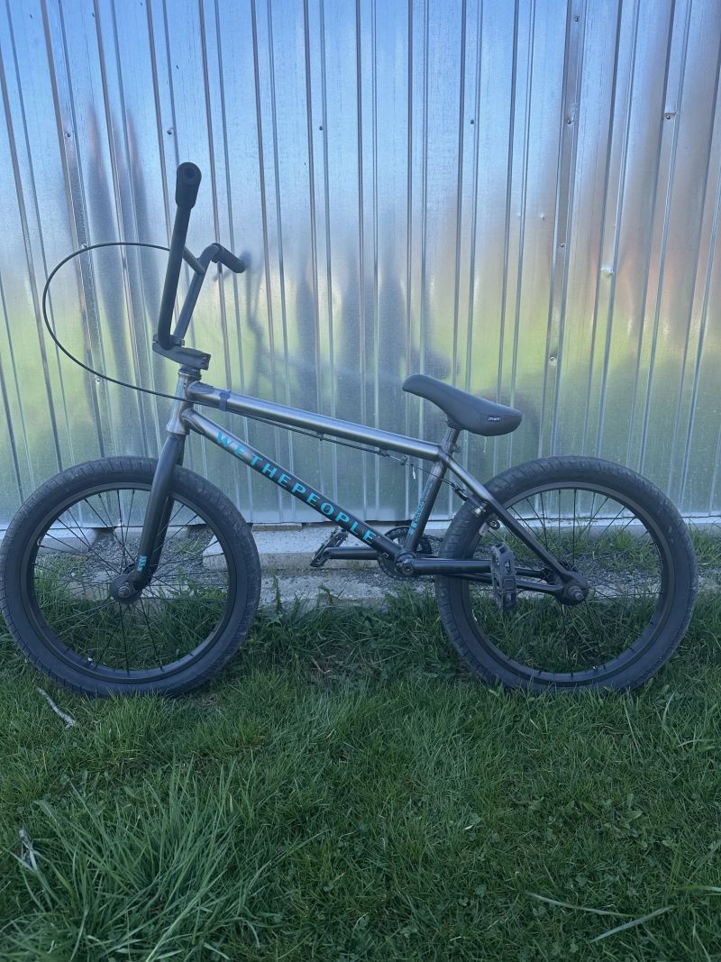 WE THE PEOPLE JUSTICE 20.75"