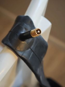 Zdarma 3 duše 26'' s ventilkem SV