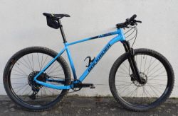 Rockrider XC500 EAGLE na 29" kolech, velikost rámu XL