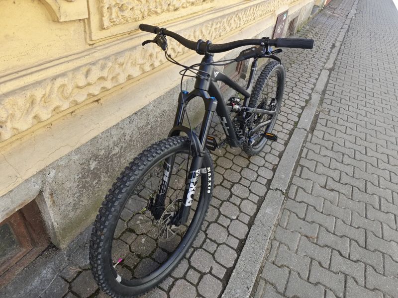 YT Industries Capra core 2 XL (od 183cm) 07 2023 koupeno