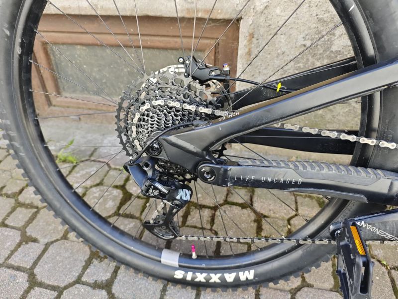 YT Industries Capra core 2 XL (od 183cm) 07 2023 koupeno