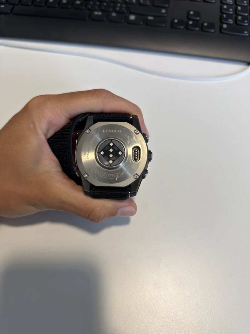 Garmin Fenix 8 51mm Amoled Titan Safir