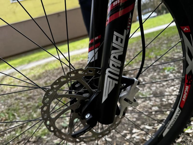 Horské kolo Cube XMS 2012