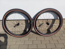 Newmen Advanced SL X.R.36 Carbon, ořech Shimano HG Nejetá !!!