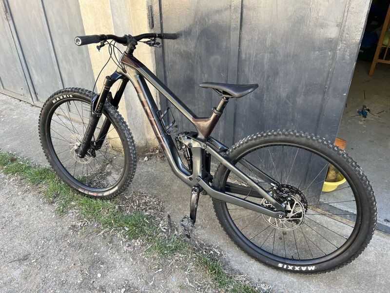 Trek Slash 9.8 M/L 