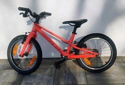 Kolo specialized Jett 2022, oranžové