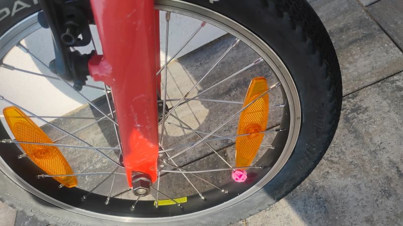 Kolo specialized Jett 2022, oranžové