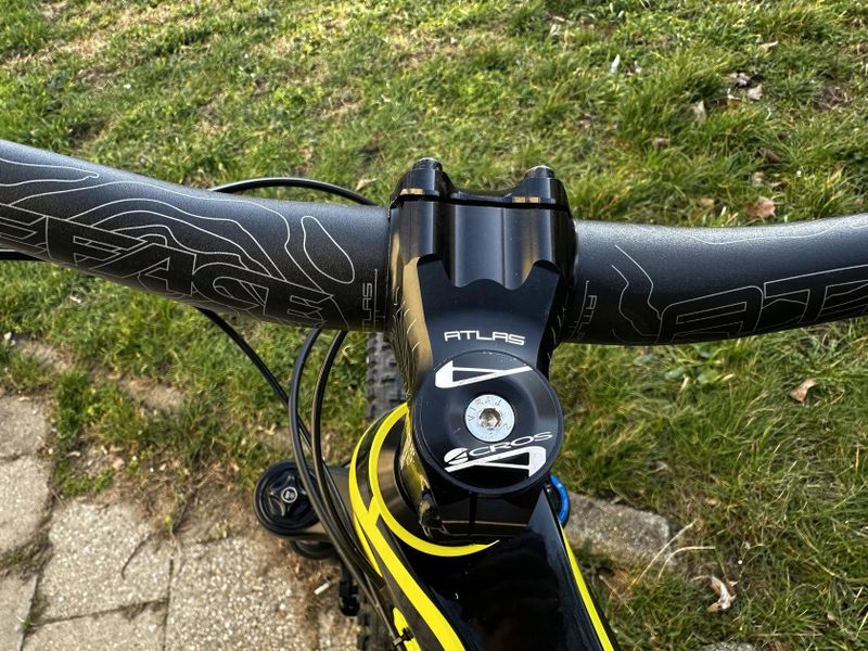 YT Industries Capra cf