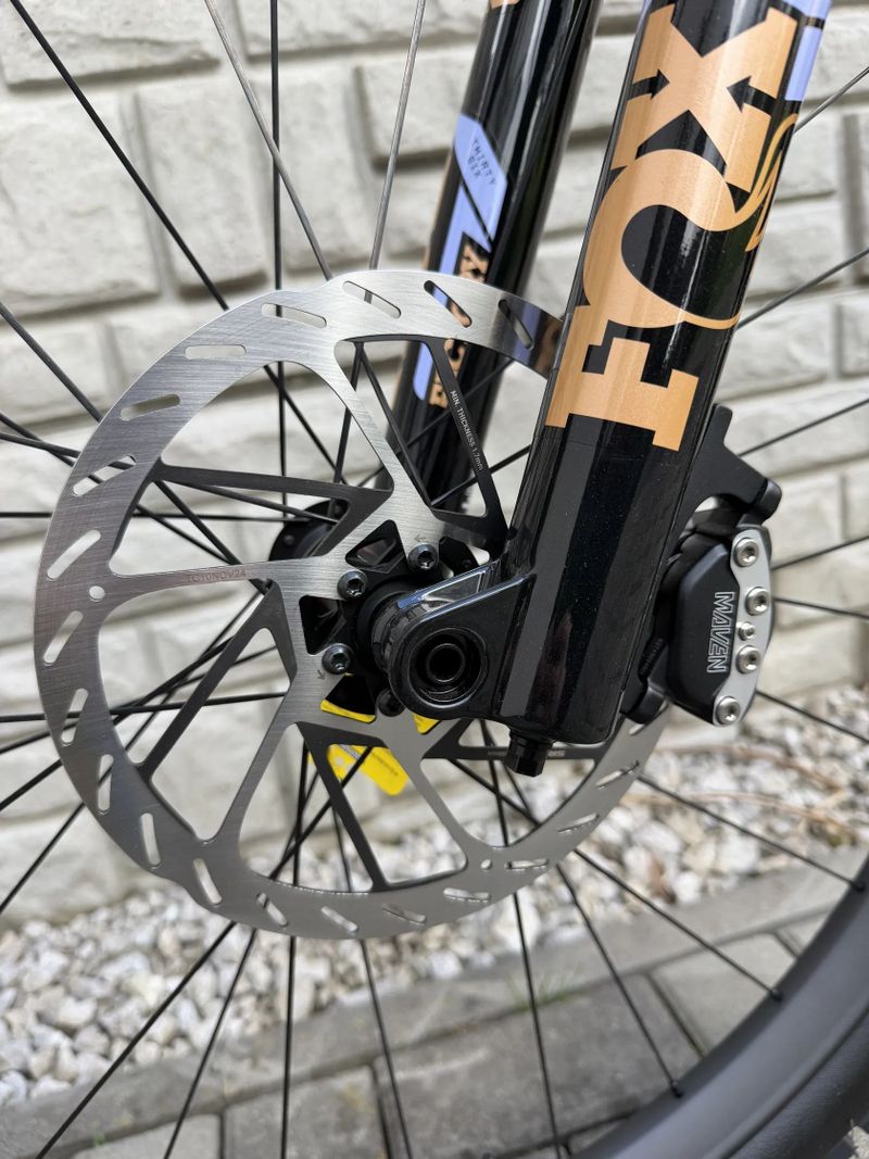 Specialized Turbo LEVO SL S5 nové