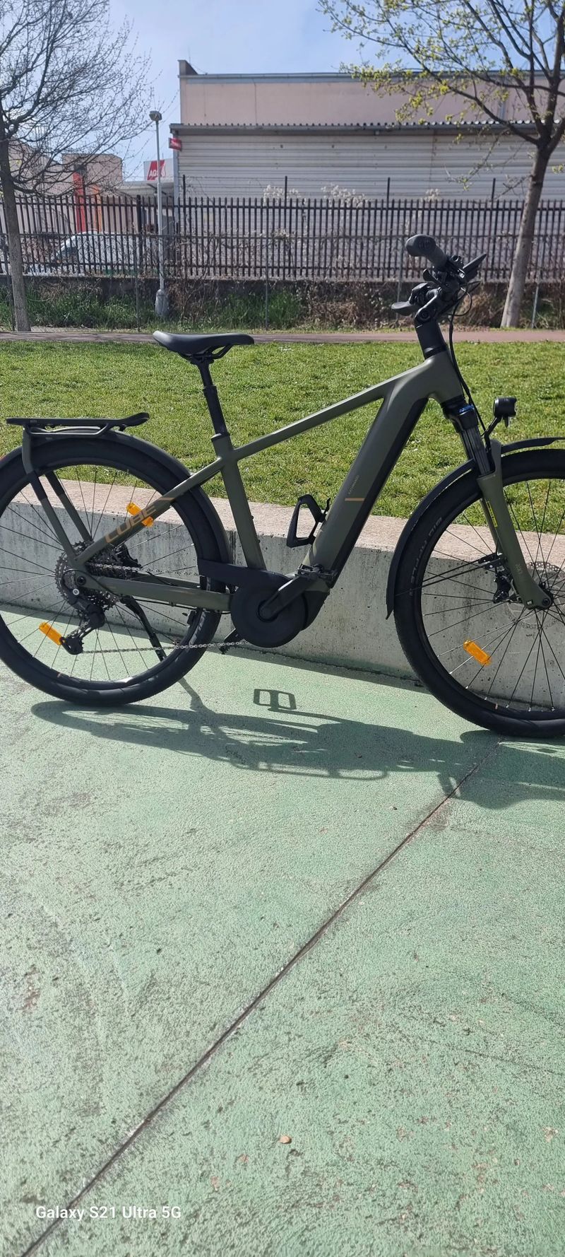 CUBE KATHMANDU PRO 800 