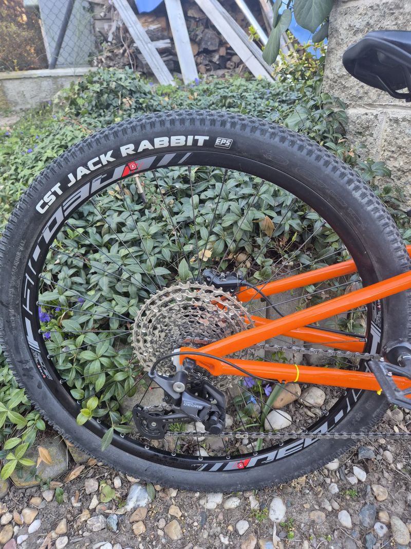 RB RB KID 125 XC / stavba