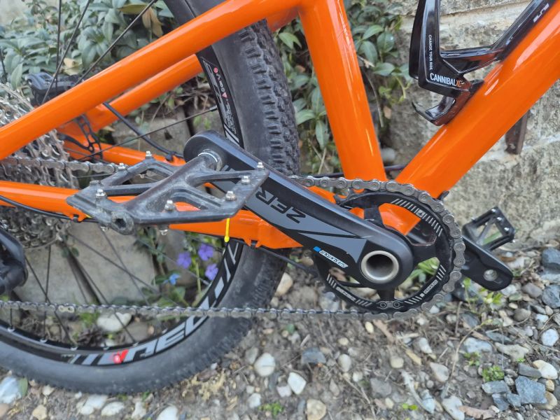 RB RB KID 125 XC / stavba