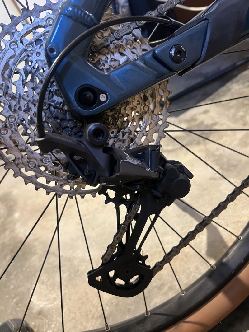 Cube Stereo hybrid 120 race 750