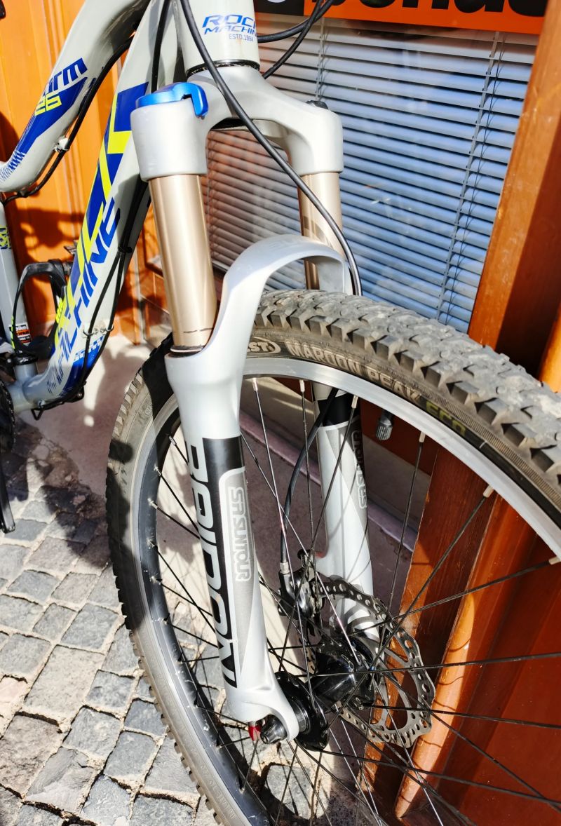 Rock Machine Storm 26"