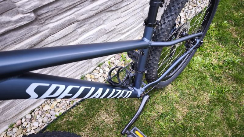 Specialized Rockhopper 27.5 vel. S (152-165 cm)