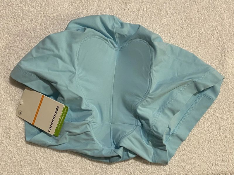 Cannodale + značka BBB. Úplně NOVÉ oblečení. 3 kusy. (Nestihli jsme vrátit do eshopu.)