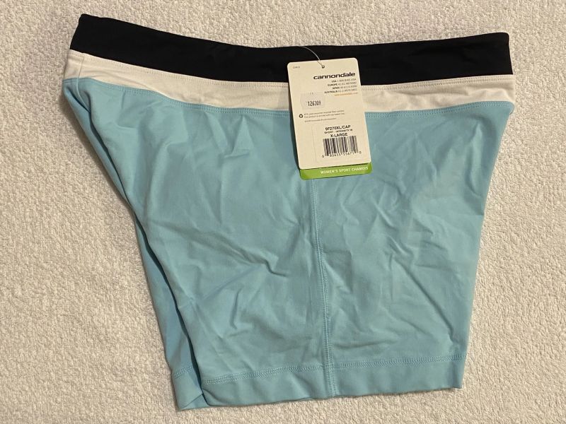 Cannodale + značka BBB. Úplně NOVÉ oblečení. 3 kusy. (Nestihli jsme vrátit do eshopu.)