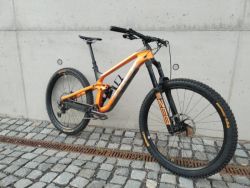 Trek Slash 9.8 XT // 29 // L