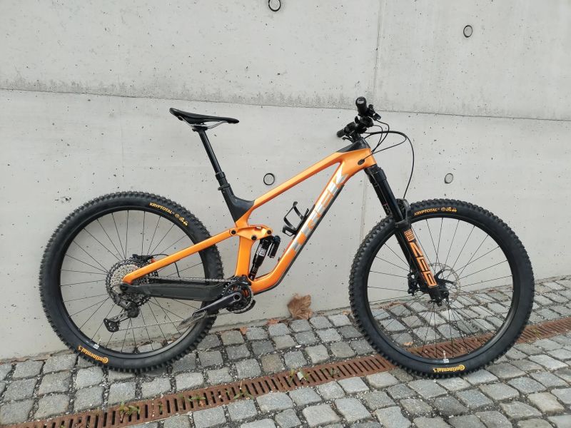 Trek Slash 9.8 XT // 29 // L