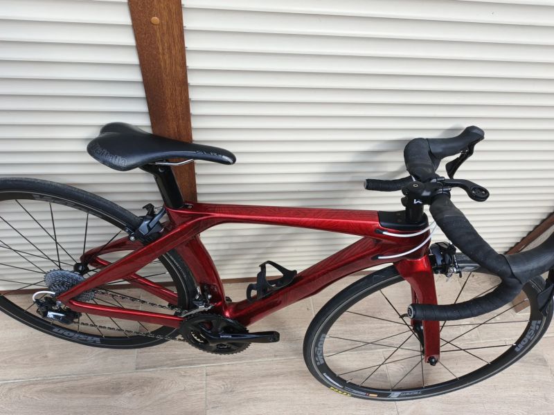 Karbonové silniční kolo 47cm