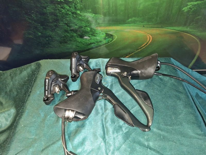 Řadící páky SHIMANO TIAGRA ST-4700 + třmeny PROMAX DSK-330R