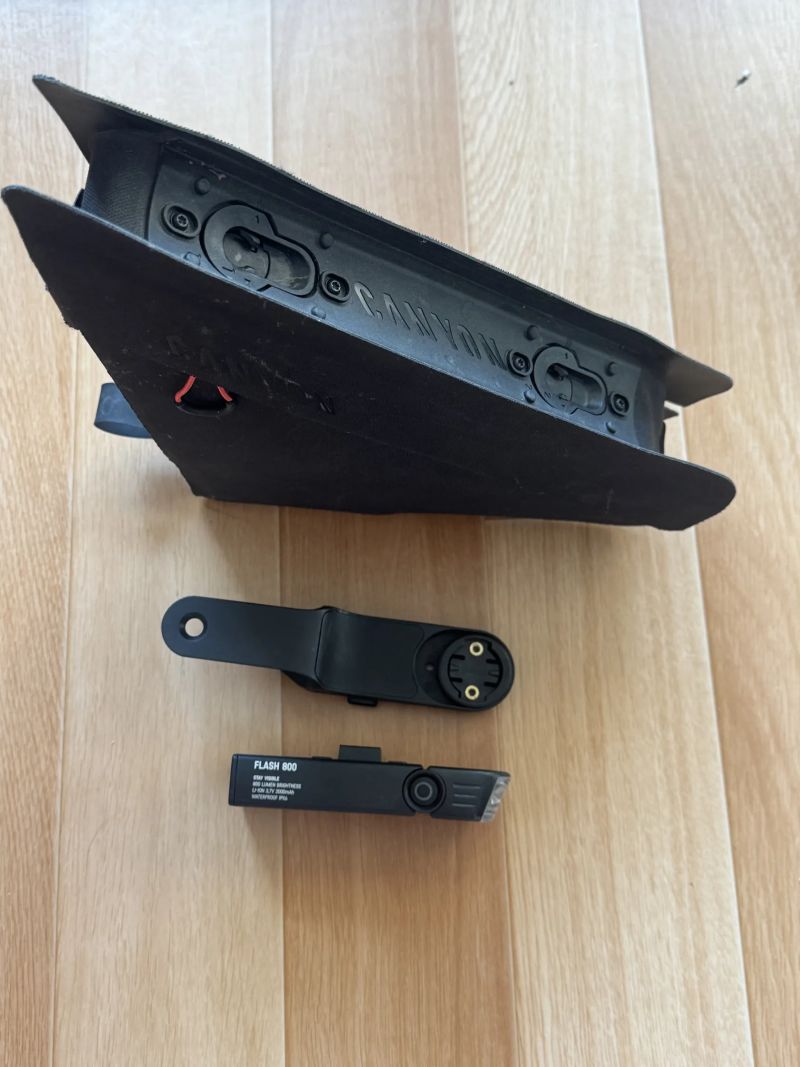 Canyon LOADING Fidlock QuickLoader Grail